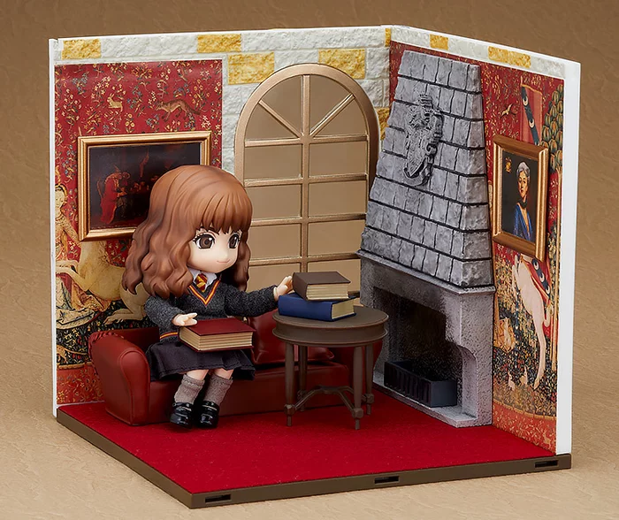GOOD SMILE COMPANY Nendoroid Playset #08: Gryffindor Common Room - Image 4