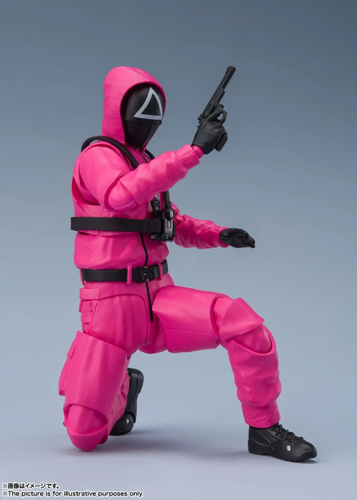 Bandai S.H.Figuarts Squid Game Masked Soldier - Image 3