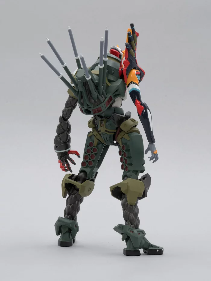 Revoltech Evangelion Evolution Rebuild Of Evangelion New EVA-02 Alpha - Image 16