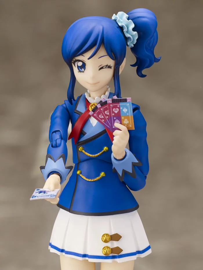 S.H. Figuarts Aikatsu! Aoi Kiriya (White Uniform Ver.) - Image 9