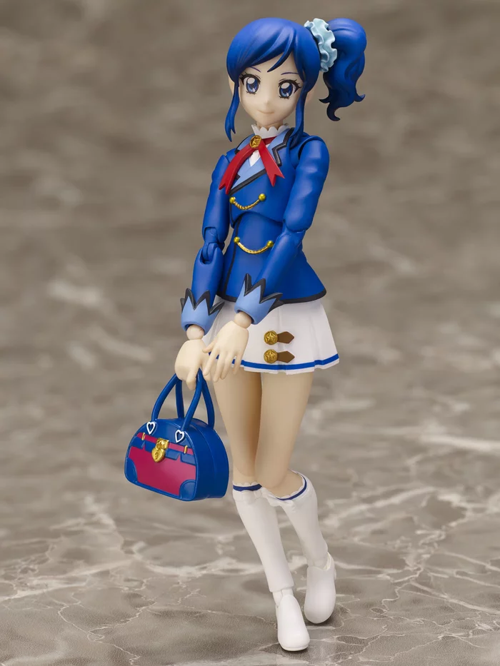 S.H. Figuarts Aikatsu! Aoi Kiriya (White Uniform Ver.) - Image 5