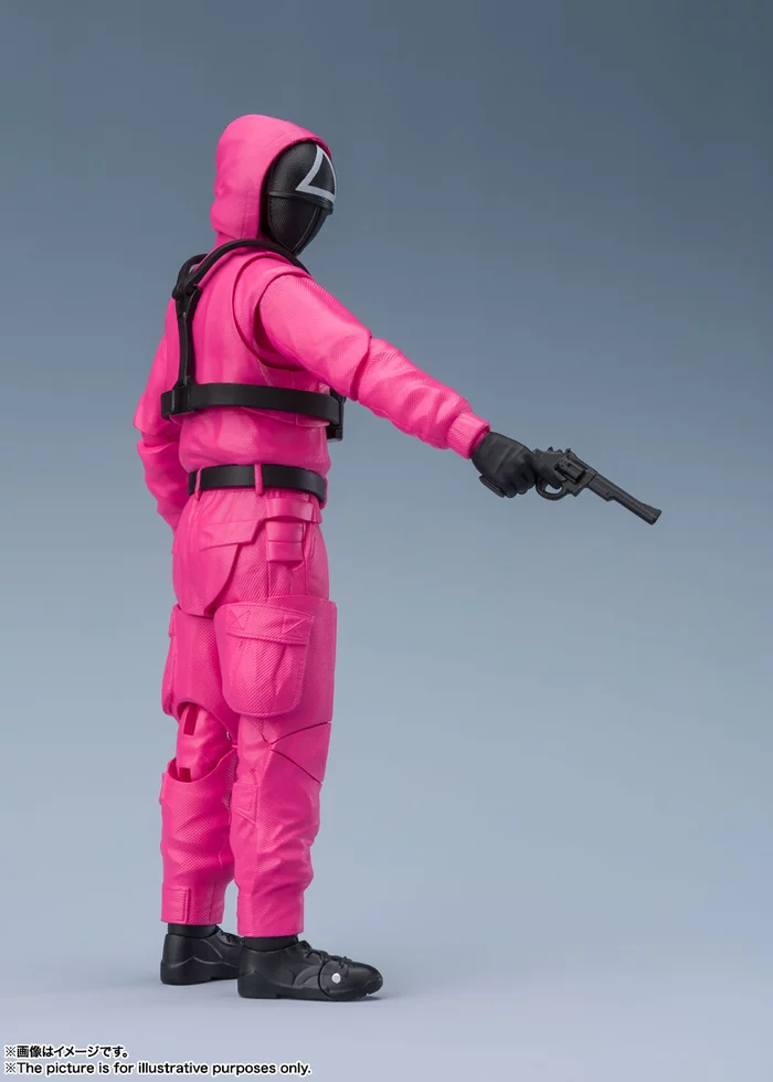 Bandai S.H.Figuarts Squid Game Masked Soldier - Image 4