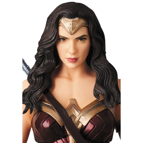 Mafex Justice League Wonder Woman - Image 6