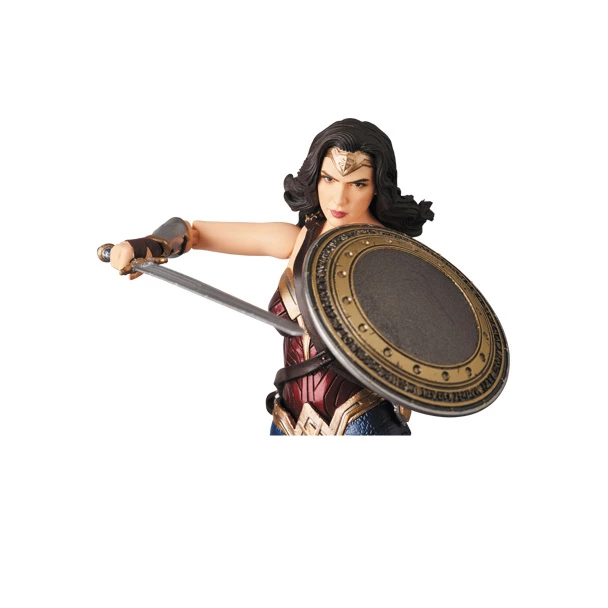 Mafex Justice League Wonder Woman - Image 3